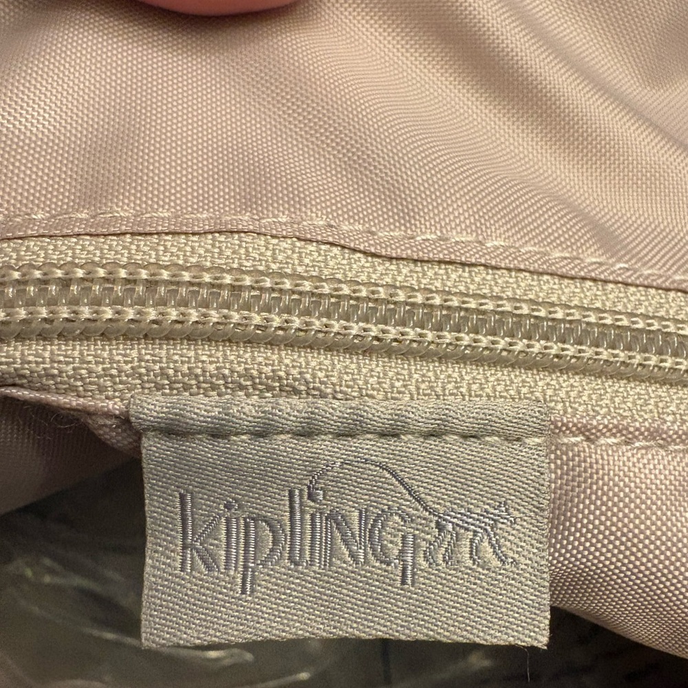 Kipling Pahneiro handbag in an artistic flower print - Picture 8 of 9